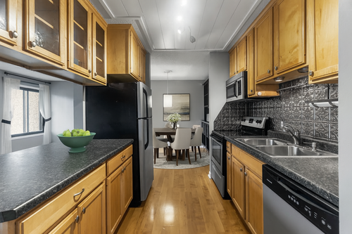 apt-223-4110 Rahn Rd, Eagan, MN, 55122-2194 | Card Image