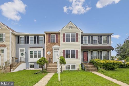 4689 Joanna Ct, WOODBRIDGE, VA, 22193-5408 | Card Image