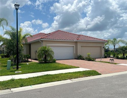 2640 Vine Ave, Naples, FL, 34120-5667 | Card Image