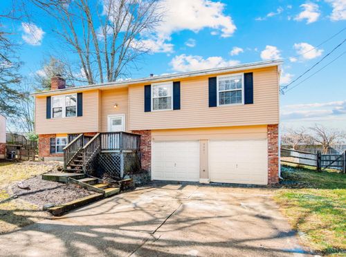 4441 Happiness Ln, Cincinnati, OH, 45245-1411 | Card Image