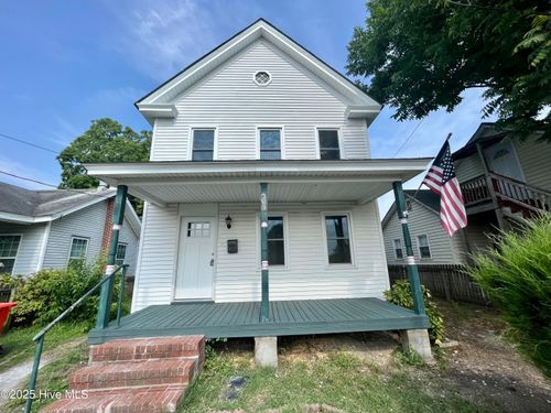 309 Harney St, Elizabeth City, NC, 27909-4266 | Card Image