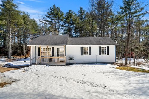 27 Barnes Ave, Alton, NH, 03809-4616 | Card Image