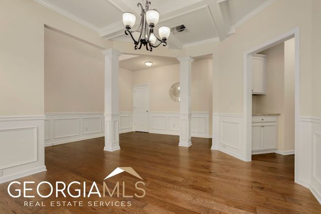 1030 Roswell Manor Cir, House other with 4 bedrooms, 4 bathrooms and 2 parking in Roswell GA | Image 9