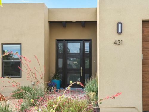 431 Calle Bonita, Santa Fe, NM, 87505-4808 | Card Image