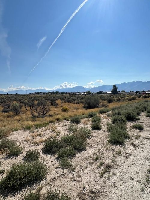 4 Licht Pkwy, Spring Creek, NV, 89815 | Card Image