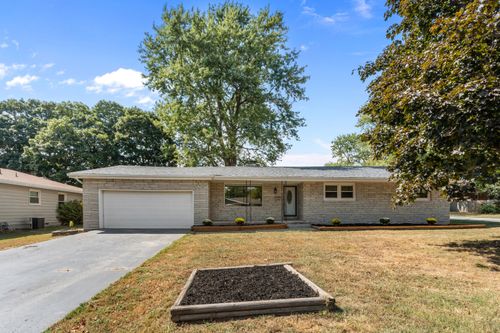 1635 S Estate Ave, Springfield, MO, 65804-2005 | Card Image