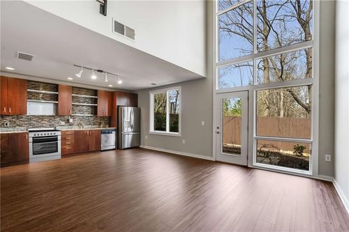 1342 Rietveld Row Nw, Atlanta, GA, 30318-4109 | Card Image