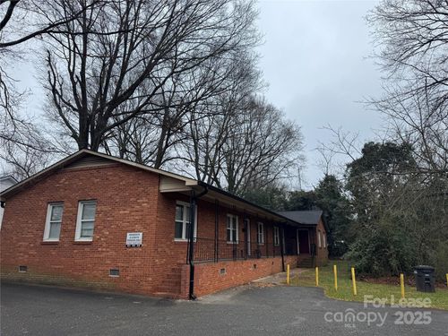 506 Stockton St, Statesville, NC, 28677-4159 | Card Image