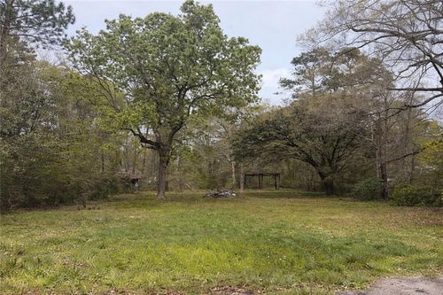 14 Hester St, Madisonville, LA, 70447-9740 | Card Image