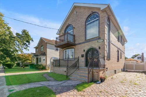 83-12 249th St, Bellerose, NY, 11426-2146 | Card Image