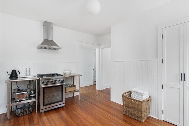 65 12 Th St, Home with 4 bedrooms, 2 bathrooms and 4 parking in Providence RI | Image 12