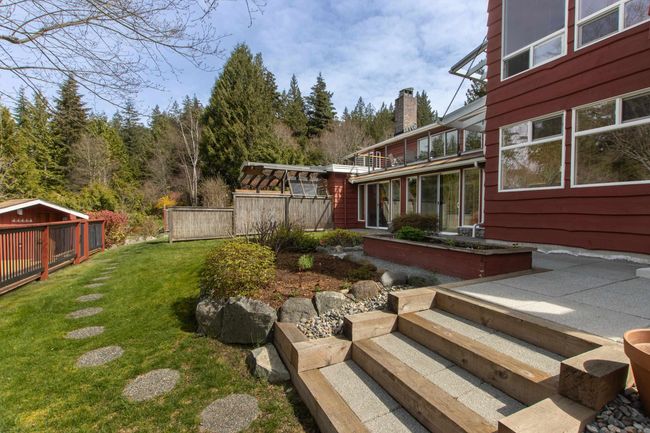 40549 Ayr Dr, House other with 6 bedrooms, 5 bathrooms and 6 parking in Squamish BC | Image 34