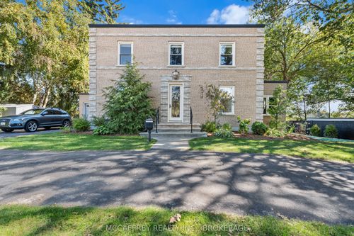 442 Dundas St W, Napanee, ON, K7R2C1 | Card Image