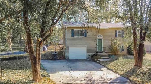 1626 N 14th St, Arkansas City, KS, 67005-1867 | Card Image