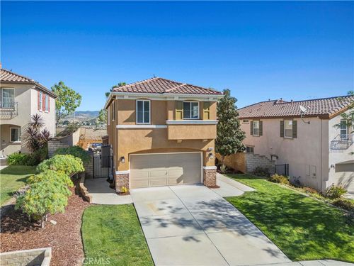 20019 Christopher Ln, Saugus, CA, 91350-3685 | Card Image