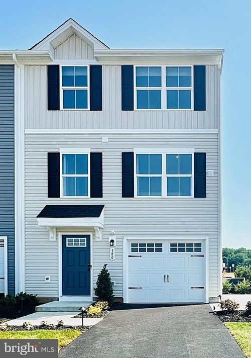 380 Hamilton Ln, COATESVILLE, PA, 19320-2971 | Card Image