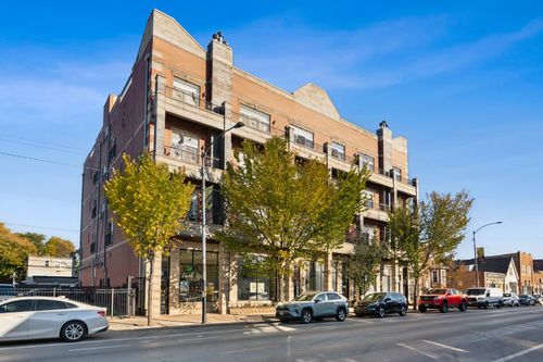4a-4231 Kedzie Ave, Chicago, IL, 60618-2401 | Card Image