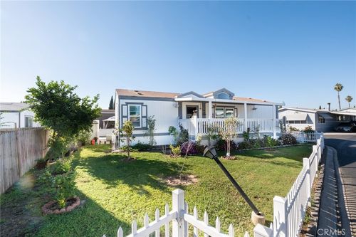 92-8200 Bosa Avenue, Midway City, CA, 92655 | Card Image