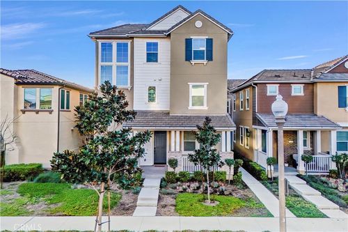 16272 Meadowhouse Ave, Chino, CA, 91708-9484 | Card Image