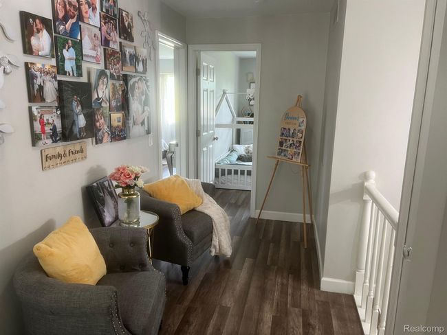 17540 Edward Cir, Condo with 2 bedrooms, 2 bathrooms and null parking in Clinton Twp MI | Image 13