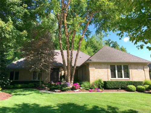 14959 Shady Ln, Shelby Township, MI, 48315-1679 | Card Image