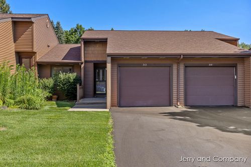 313 Maple Creek Ct, Holland, MI, 49423-5449 | Card Image