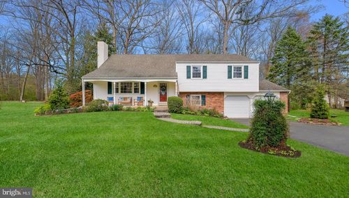 138 Woodland Dr, LANSDALE, PA, 19446-1436 | Card Image