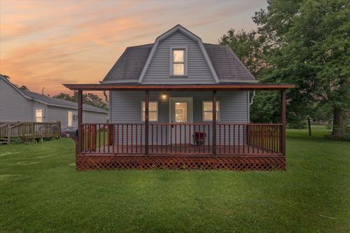 322 E Spruce St, Paxton, IL, 60957-1035 | Card Image