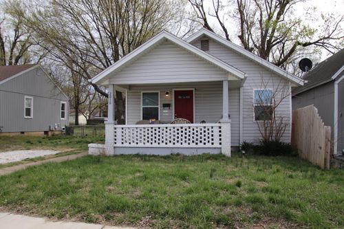 2010 N Ramsey Ave, Springfield, MO, 65803-4039 | Card Image