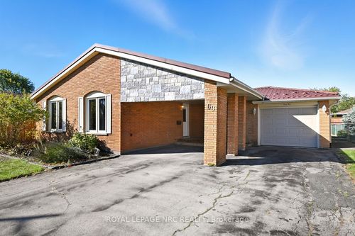 69 Elmvale Cres, Port Colborne, ON, L3K5X1 | Card Image