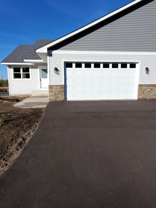 685 Heritage Ln, HAMMOND, WI, 54015-5210 | Card Image
