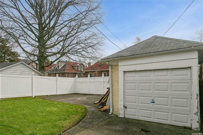 148-38 86 Th Ave, House other with 4 bedrooms, 3 bathrooms and null parking in Briarwood NY | Image 19