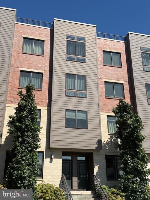 905 Lakeview Ct, KING OF PRUSSIA, PA, 19406-1539 | Card Image