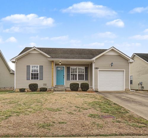 530 Fox Trot Dr, Clarksville, TN, 37042-6486 | Card Image
