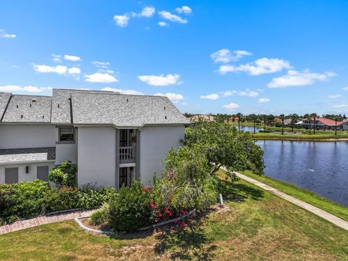 b-609 Lively Dr, SUN CITY CENTER, FL, 33573-5812 | Card Image