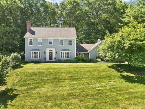 112 Old Farms Rd, South Glastonbury, CT, 06073-3715 | Card Image