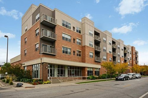 202-2929 21st Ave S, Minneapolis, MN, 55407-4514 | Card Image