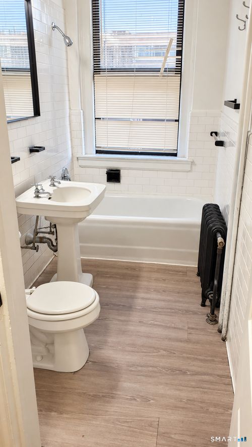 a5-43 Granite Street, New London, CT, 06320 | Card Image