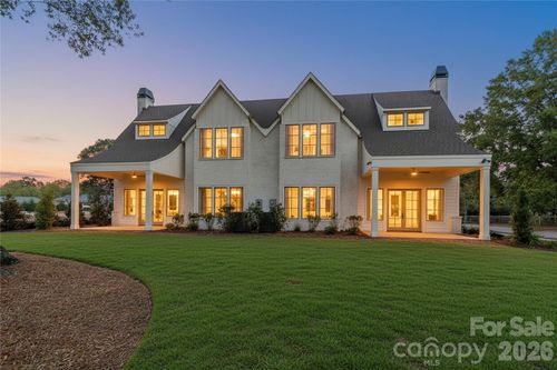 3-1628 Ferncliff Rd, Charlotte, NC, 28211-2225 | Card Image