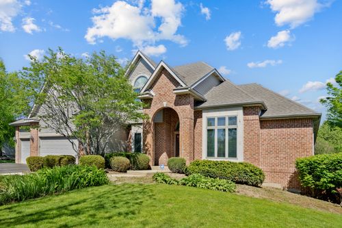 10902 Red Hawk Ln, Spring Grove, IL, 60081-9279 | Card Image