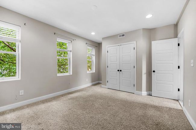 1717 Bank St, Townhouse with 3 bedrooms, 4 bathrooms and null parking in BALTIMORE MD | Image 16