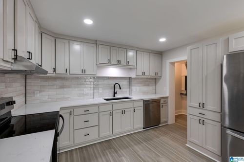 apt-f-1700 Valley Ave, HOMEWOOD, AL, 35209-1242 | Card Image