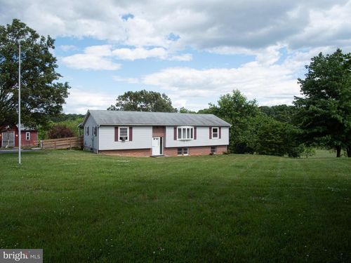 267 Old Westminster Rd, Hanover, PA, 17331-9006 | Card Image