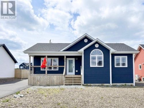 82 Bannock St, Gander, NL, A1V0G6 | Card Image