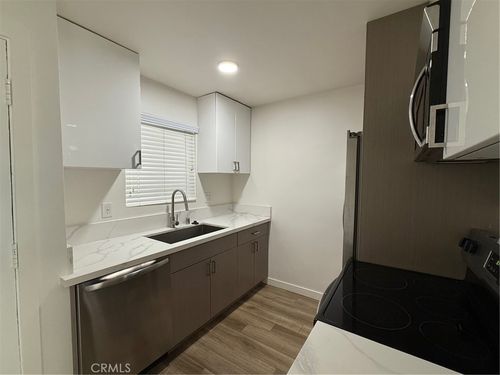 4-404 N Broadway, Redondo Beach, CA, 90277 | Card Image