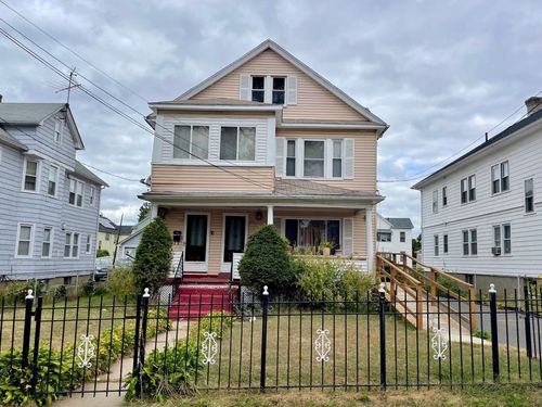 190 Holcomb St, Hartford, CT, 06112-1433 | Card Image