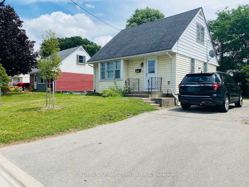 1237 Landor St, London, ON, N5Y3W2 | Card Image