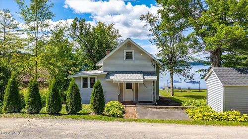 3017 S Shore East Dr, Galway, NY, 12074 | Card Image