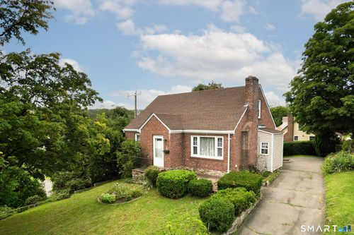 4 Slater Rd, New Britain, CT, 06053-3435 | Card Image