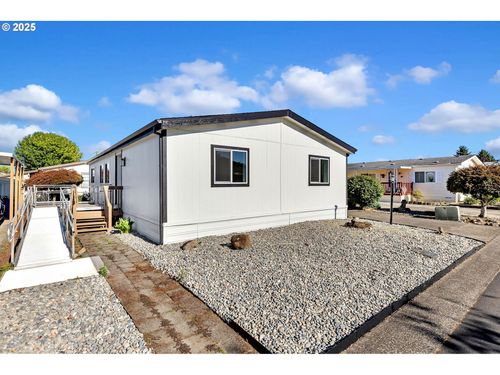 21-5101 Ne 121st Ave, Vancouver, WA, 98682-6252 | Card Image